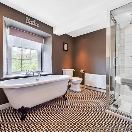 Orrest Head House 펜션