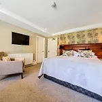 Orrest Head House *